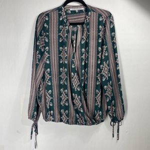 Collective Concept Green & Paisley Blouse size: XL